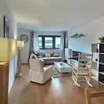 Le Chic Agil Avec Metro Aux Pieds Du Logement