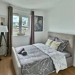 Le Chic Agil Avec Metro Aux Pieds Du Logement