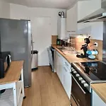 Le Chic Agil Avec Metro Aux Pieds Du Logement