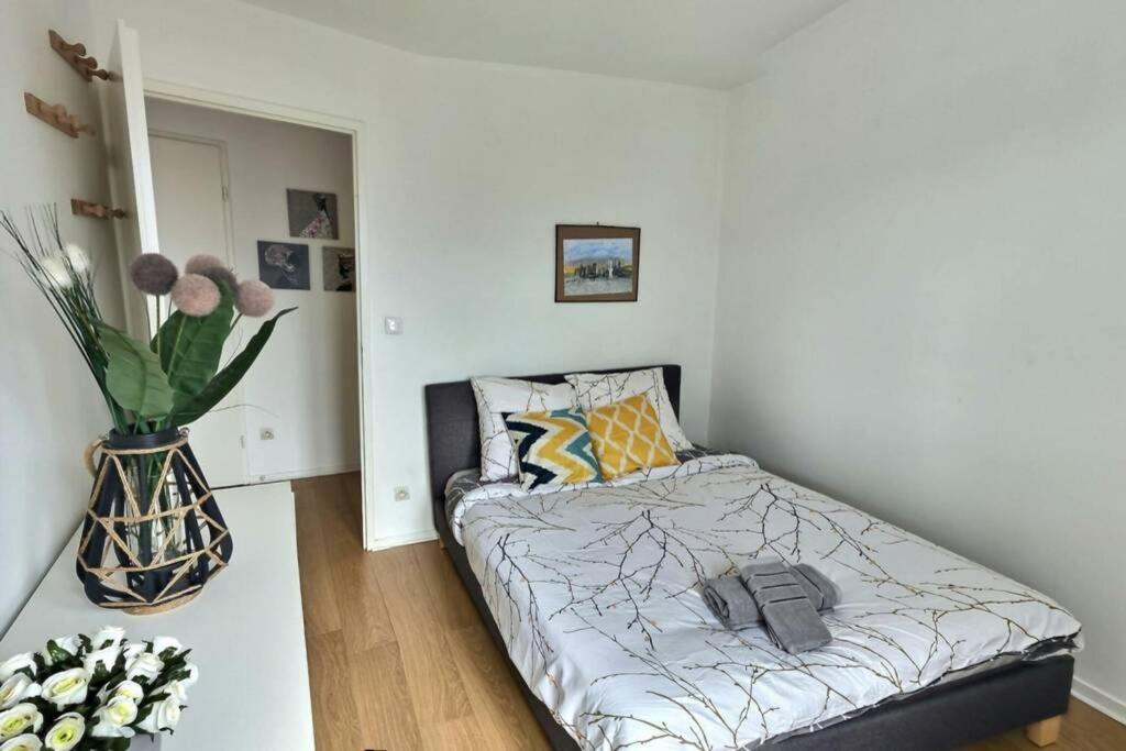 Le Chic Agil Avec Metro Aux Pieds Du Logement *
