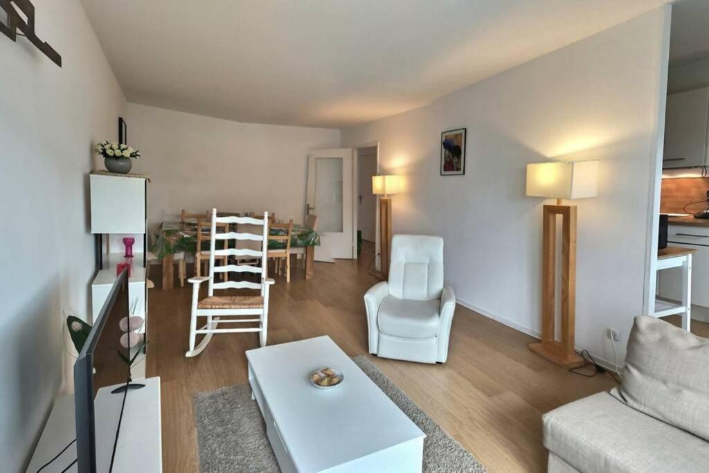 Appartement Le Chic Agil Avec Metro Aux Pieds Du Logement *